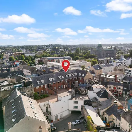 Heart Of Centre Stunning View * Galway